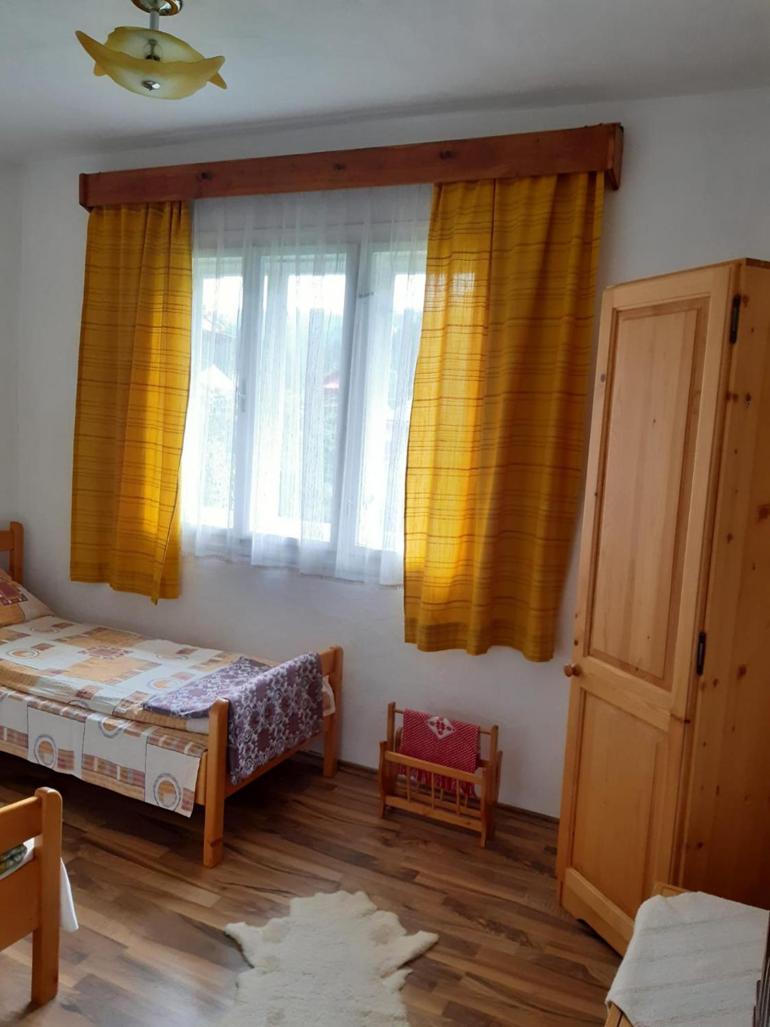 ホテル Casa De Vacanta Joldes Gîrda de Sus エクステリア 写真